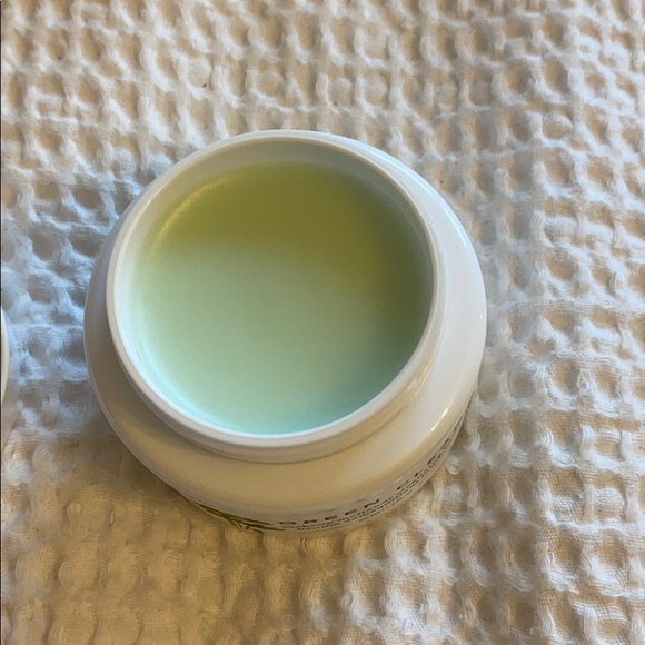 Green clean - Picture 2 of 2